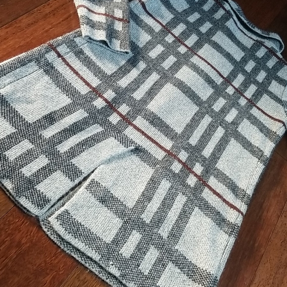 Faith and Joy | Cardigan - Picture 6 of 10